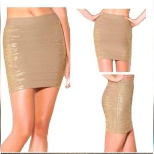 GUESS Foil  Mini Skirt / Small.